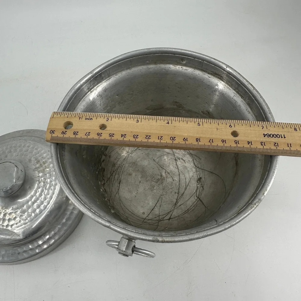 Vintage Hammered Aluminum Ice Bucket with Lid Made in Italy BB-501 Silver MCM